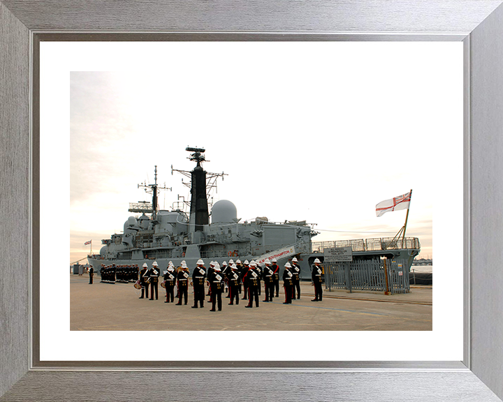 HMS Southampton (D90) Photo Print - Decommissioning 2009 - Royal Navy Type 42 Destroyer Posters, Prints, & Visual Artwork Hampshire Prints 10 x 8 Silver Frame Yes