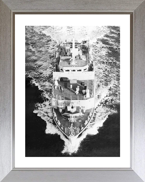 HMS Cromer (M103) Royal Navy Sandown Class Minehunter Bow view Photo Print Wall Art Decor Posters, Prints, & Visual Artwork Hampshire Prints 10 x 8 Silver Frame Yes
