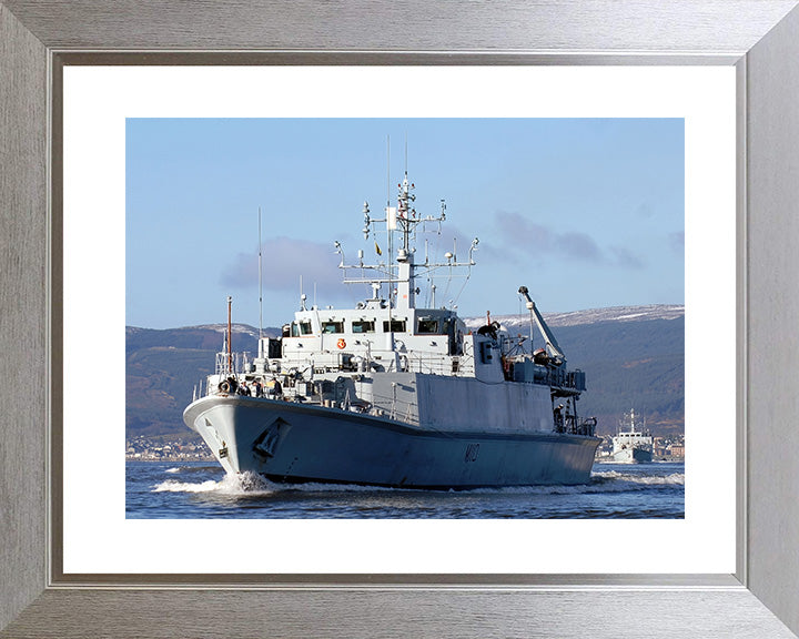 HMS Ramsey M110 | Photo Print | Framed Print | Sandown Class | Minehunter | Royal Navy Hampshire Prints
