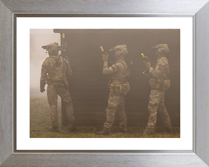 Royal Marines Commandos Through the Mist 2026 Photo Print 42 Commando Wall Art Military Decor Posters, Prints, & Visual Artwork Hampshire Prints 10 x 8 Silver Frame Yes
