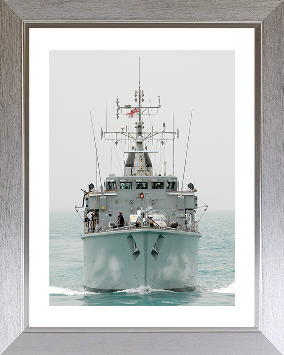 HMS Atherstone (M38) Royal Navy Hunt Class Mine Warfare Vessel At Sea 2009 Warship Photo Print Wall Art Decor Posters, Prints, & Visual Artwork Hampshire Prints 10 x 8 Silver Frame Yes