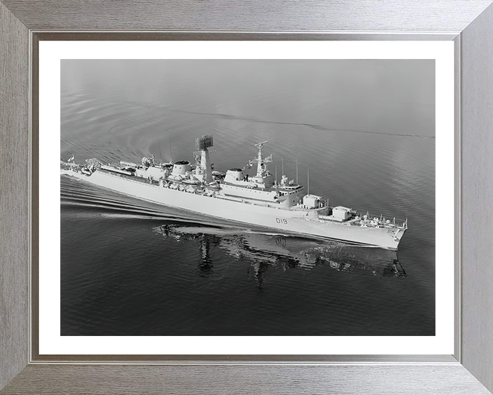 HMS Glamorgan D19 | Photo Print | Framed Print | County Class | Destroyer | Royal Navy Hampshire Prints