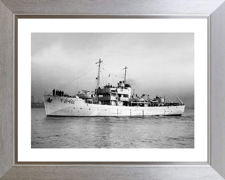 HMS Gweal (T246) Royal Navy Isles Class Trawler Leaving Harbour 1942 Photo Print Wall Art Decor Posters, Prints, & Visual Artwork Hampshire Prints 10 x 8 Silver Frame Yes