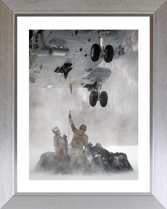 Royal Marine Commandos Attach an Underslung Load Photo Print 45 Commando Marines Wall Art Military Decor Posters, Prints, & Visual Artwork Hampshire Prints 10 x 8 Silver Frame Yes