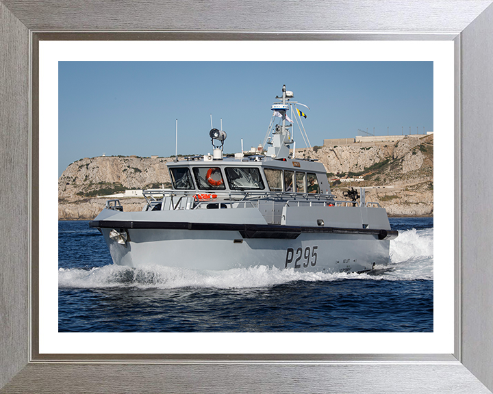 HMS Cutlass (P295) Photo Print - Underway - Royal Navy Cutlass Class Patrol Vessel Hampshire Prints 10 x 8 Silver Frame Yes