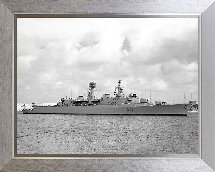 HMS Norfolk (D21) Photo Print - Starboard Beam View - Royal Navy County Class Destroyer Hampshire Prints 10 x 8 Silver Frame No