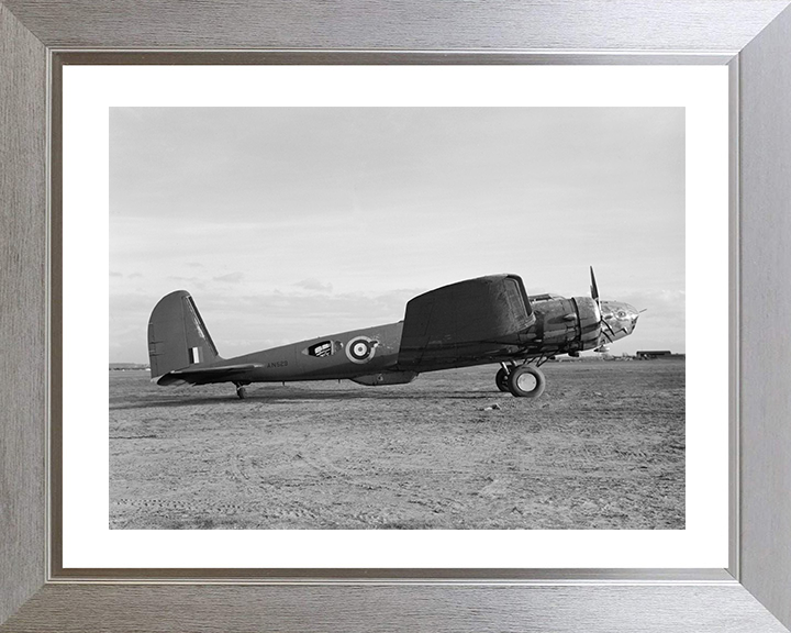 RAF Boeing B-17 Fortress Mk I at Heathfield Photo Print - Royal Air Force Aircraft Hampshire Prints 10 x 8 Silver Frame Yes