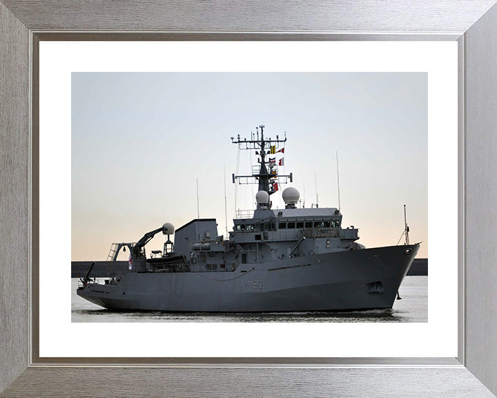 HMS Roebuck H130 | Photo Print | Framed Print | Coastal Survey Vessel | Royal Navy Hampshire Prints