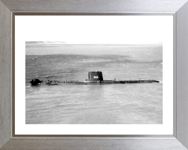 HMS Alderney (S66) (P416) Photo Print - Port Beam View - Royal Navy Amphion Class Submarine Hampshire Prints 10 x 8 Silver Frame Yes