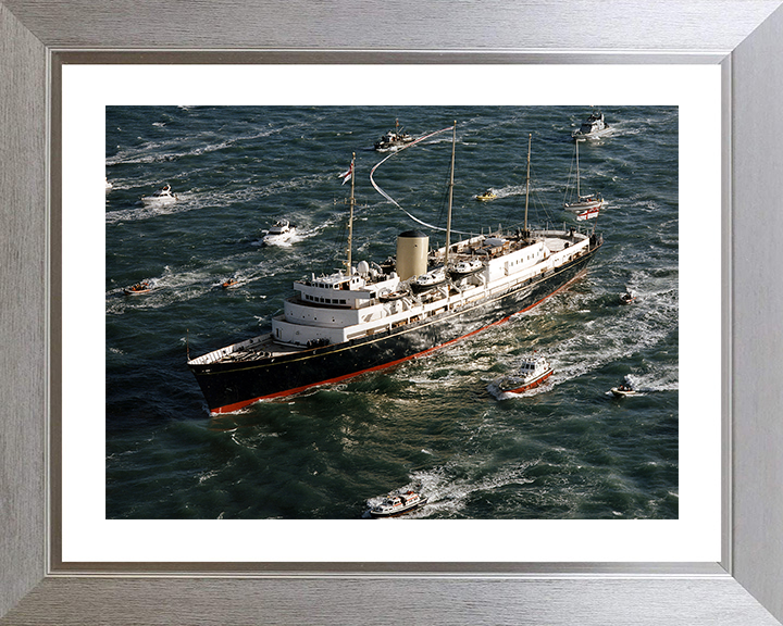 HMY Britannia Photo Print - Paying Off - Royal Navy - Royal Yacht Posters, Prints, & Visual Artwork Hampshire Prints 10 x 8 Silver Frame Yes