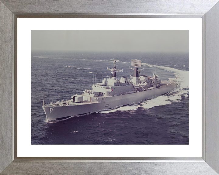 HMS Antrim (D18) Royal Navy County Class Destroyer Hard Turn Photo Print Wall Art Decor Posters, Prints, & Visual Artwork Hampshire Prints 10 x 8 Silver Frame Yes