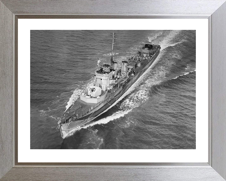 HMS Vanity (D28) Photo Print - At Sea 1942 - Royal Navy V Class Destroyer Hampshire Prints 10 x 8 Silver Frame Yes