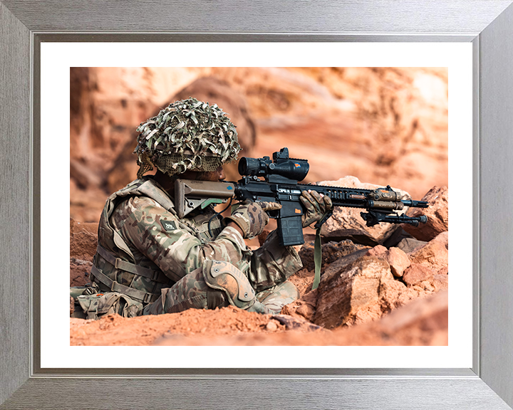 Soldier with a sharpshooter rifle Photo Print - British Army Hampshire Prints 10 x 8 Silver Frame Yes