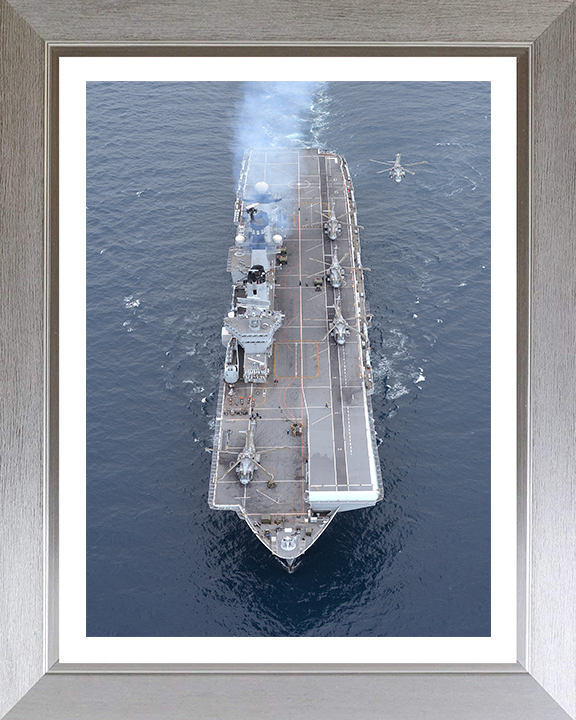 HMS Illustrious R06 | Photo Print | Framed Print | Invincible Class | Aircraft Carrier | Royal Navy Hampshire Prints