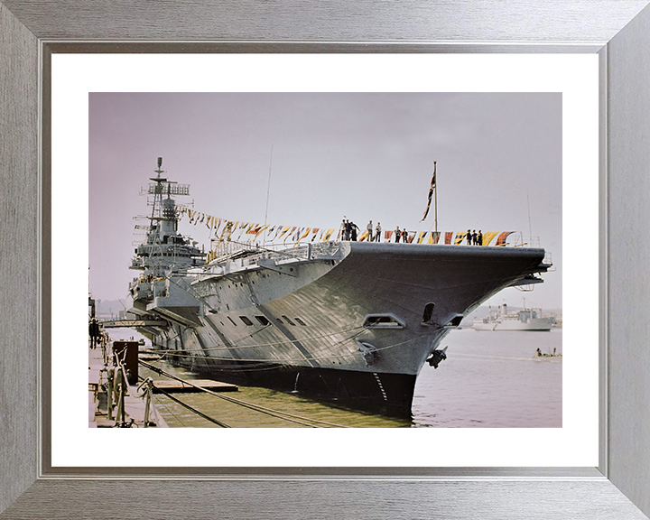 HMS Hermes (R12) Photo Print - Navy Days 1977 - Royal Navy Centaur Class Aircraft Carrier Hampshire Prints 10 x 8 Silver Frame Yes