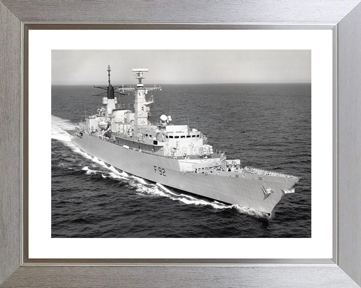 HMS Boxer (F92) Royal Navy Type 22 Frigate At Speed Photo Print Wall Art Decor Posters, Prints, & Visual Artwork Hampshire Prints 10 x 8 Silver Frame Yes