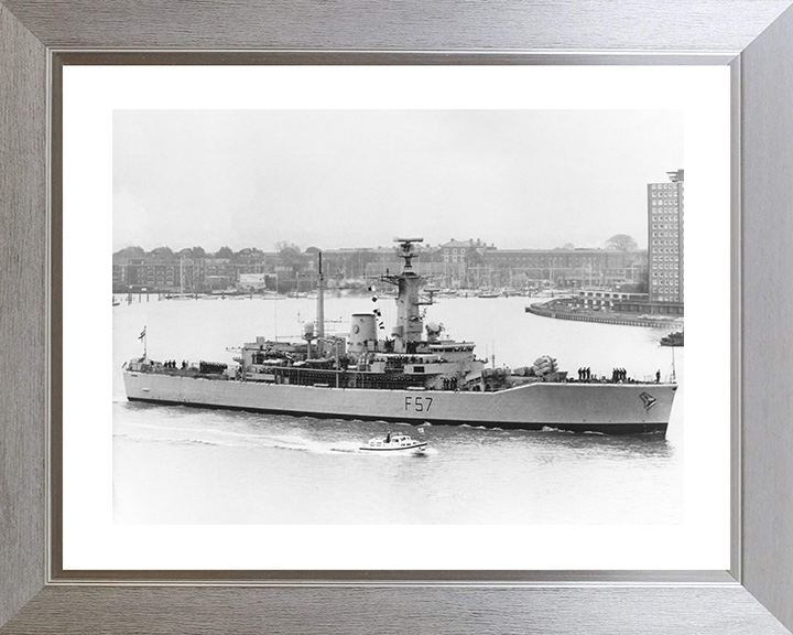 HMS Andromeda (F57) Royal Navy Leander Class Frigate Passing Gosport Photo Print Wall Art Decor Posters, Prints, & Visual Artwork Hampshire Prints 10 x 8 Silver Frame Yes