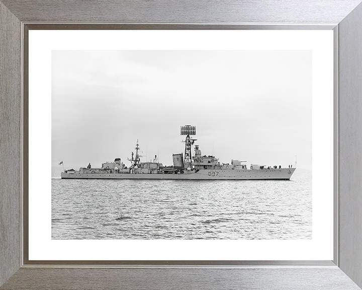 HMS Corunna (D97) Royal Navy Battle Class Destroyer Starboard Beam View Photo Print Wall Art Decor Posters, Prints, & Visual Artwork Hampshire Prints 10 x 8 Silver Frame Yes