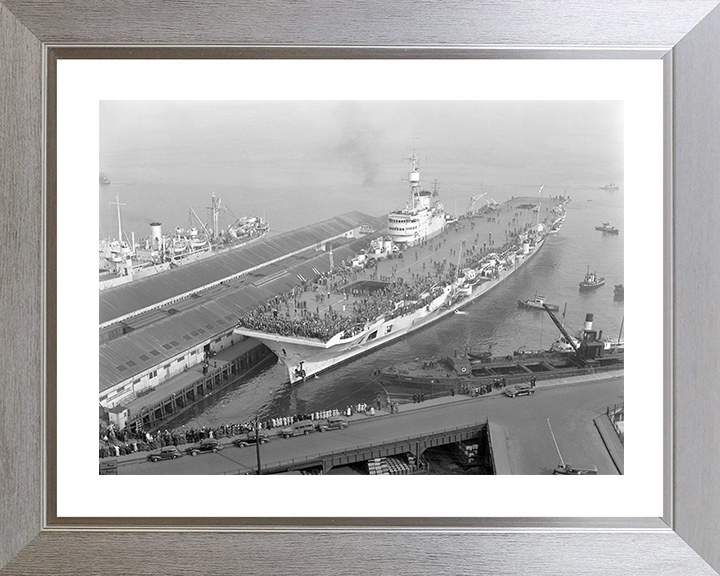 HMS Implacable (R86) Photo Print - Vancouver 1947 - Royal Navy Implacable Class Aircraft Carrier Hampshire Prints 10 x 8 Silver Frame Yes