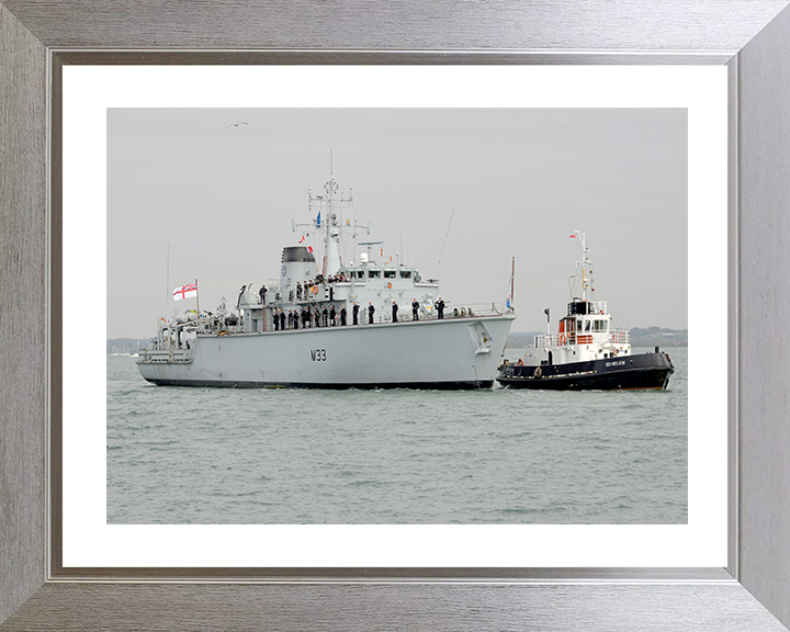 HMS Brocklesby (M33) Photo Print - Returns to Portsmouth 2014 - Royal Navy Hunt Class Mine Warfare Vessel Posters, Prints, & Visual Artwork Hampshire Prints 10 x 8 Silver Frame Yes