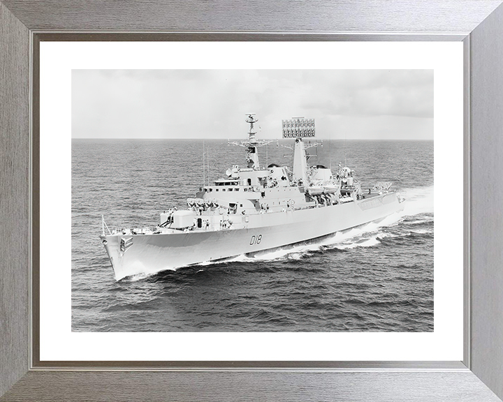 HMS Antrim (D18) Royal Navy County Class Destroyer Port Bow View Photo Print Wall Art Decor Posters, Prints, & Visual Artwork Hampshire Prints 10 x 8 Silver Frame Yes