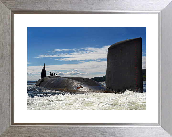 HMS Victorious S29 Submarine | Photo Print | Framed Print | Vanguard Class | Royal Navy Hampshire Prints