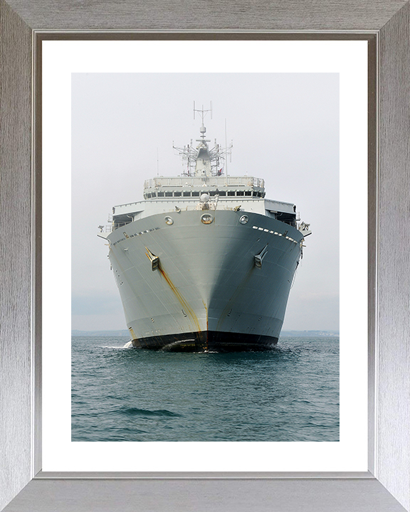 HMS Bulwark (L15) Royal Navy Albion Class Amphibious Ship Bow View Photo Print Wall Art Decor Posters, Prints, & Visual Artwork Hampshire Prints 10 x 8 Silver Frame Yes