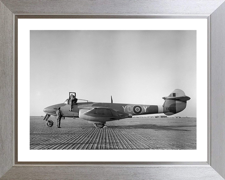 RAF Gloster Meteor Mark I on the ground Photo Print - Royal Air Force Aircraft Hampshire Prints 10 x 8 Silver Frame Yes