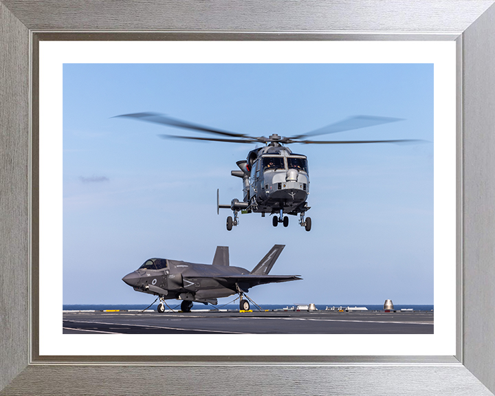 British Army Wildcat Helicopter and F-35B Jet Photo Print Hampshire Prints 10 x 8 Silver Frame Yes