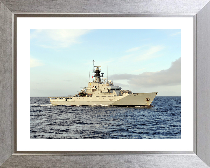 HMS Clyde (P257) Royal Navy River Class Patrol Vessel Starboard Beam View Photo Print Wall Art Decor Posters, Prints, & Visual Artwork Hampshire Prints 10 x 8 Silver Frame Yes