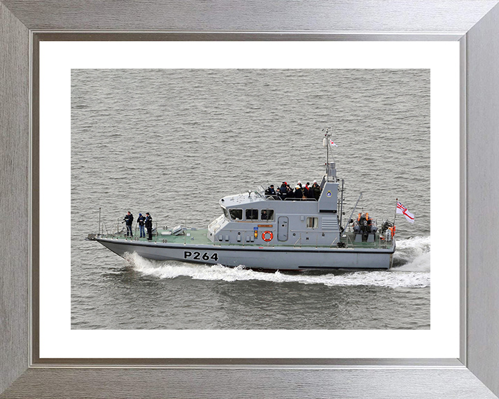 HMS Archer (P264) Royal Navy Archer Class P2000 Patrol Vessel Port Side View Photo Print Wall Art Decor Posters, Prints, & Visual Artwork Hampshire Prints 10 x 8 Silver Frame Yes