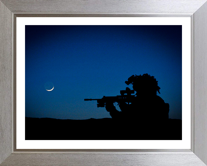 Royal Marine Commando silhouette at dusk Photo Print - 40 Commando Hampshire Prints 10 x 8 Silver Frame Yes