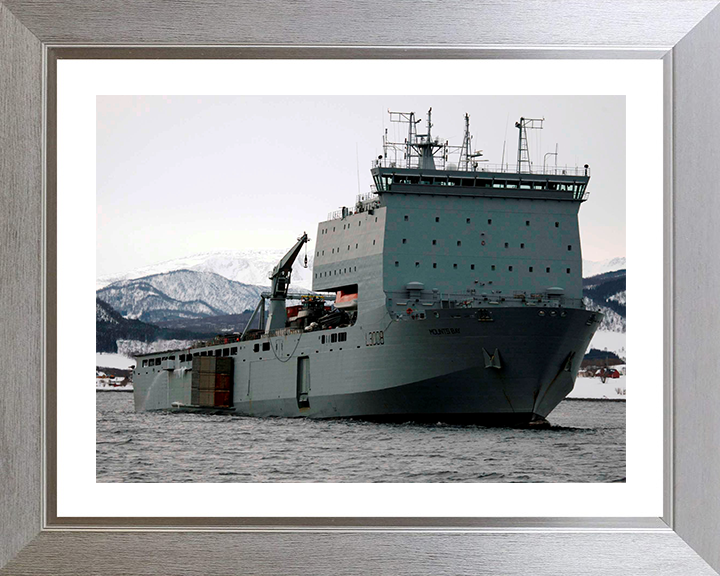 RFA Mounts Bay L3008 | Photo Print | Framed Print | Bay Class | Auxiliary Dock | Royal Fleet Auxiliary Hampshire Prints
