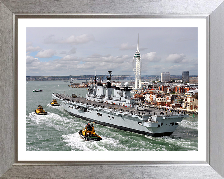 HMS Illustrious R06 | Photo Print | Framed Print | Invincible Class | Aircraft Carrier | Royal Navy Hampshire Prints