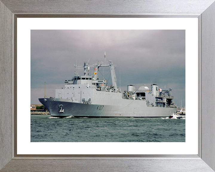 HMS Challenger (K07) Royal Navy Diving Support Vessel Port Side View Photo Print Wall Art Decor Posters, Prints, & Visual Artwork Hampshire Prints 10 x 8 Silver Frame Yes