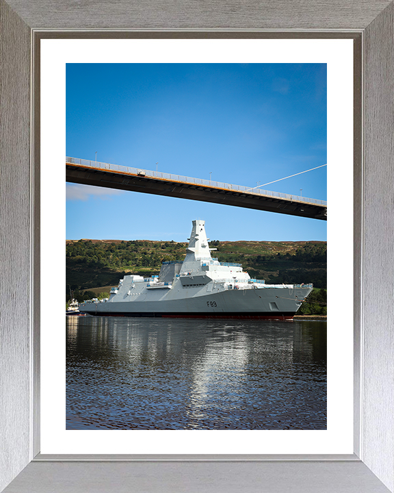 HMS Cardiff (F89) Photo Print - Under Tow - Royal Navy Type 26 Frigate Hampshire Prints 10 x 8 Silver Frame Yes