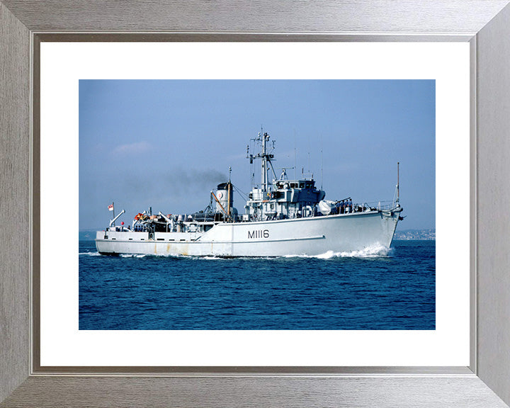 HMS Wilton M1116 | Photo Print | Framed Print | Ton Class | Minesweeper | Royal Navy Hampshire Prints