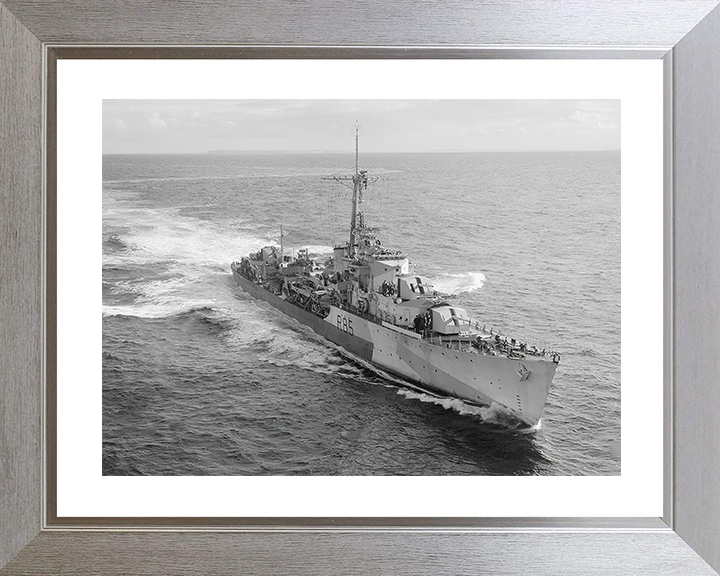 HMS Cambrian (R85) Royal Navy C Class Destroyer High Starboard Bow View Photo Print Wall Art Decor Posters, Prints, & Visual Artwork Hampshire Prints 10 x 8 Silver Frame Yes