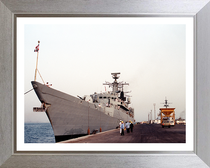 HMS Chatham F87 in Bahrain | Photo Print | Framed Print | Poster | Type 22 | Frigate | Royal Navy Hampshire Prints