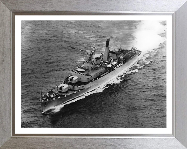 HMS Fife D20 | Photo Print | Framed Print | Poster | County Class | Destroyer | Royal Navy Hampshire Prints