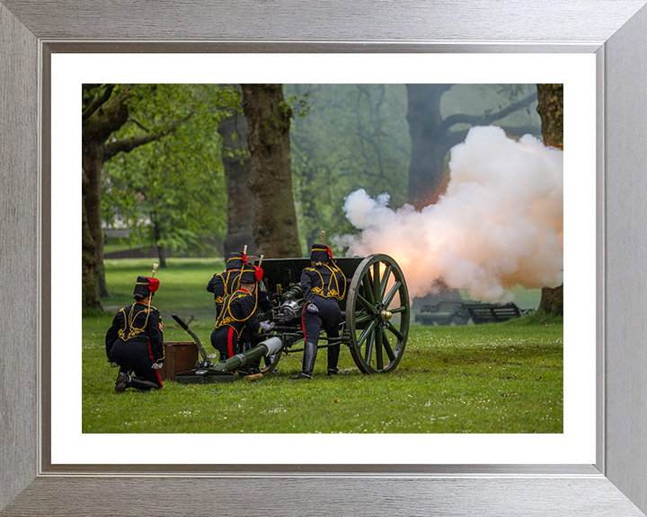 King’s Troop Royal Horse Artillery Gun Salute Photo Print - British Army Hampshire Prints 10 x 8 Silver Frame Yes