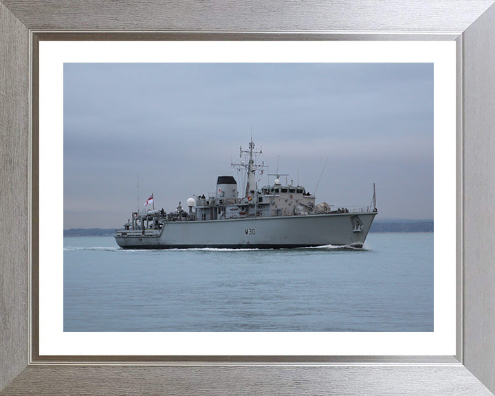 HMS Ledbury M30 | Photo Print | Framed Print | Hunt Class | Minesweeper | Royal Navy Hampshire Prints