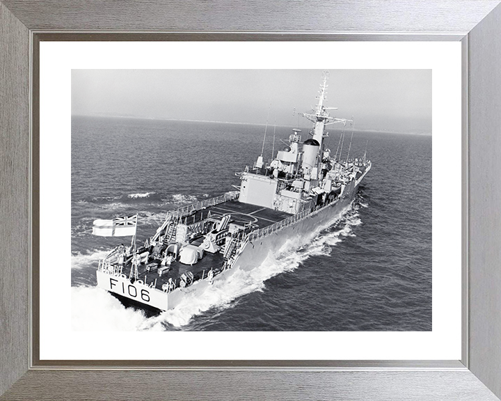HMS Brighton (F106) Royal Navy Rothesay Class Frigate Starboard Quarter Photo Print Wall Art Decor Posters, Prints, & Visual Artwork Hampshire Prints 10 x 8 Silver Frame Yes