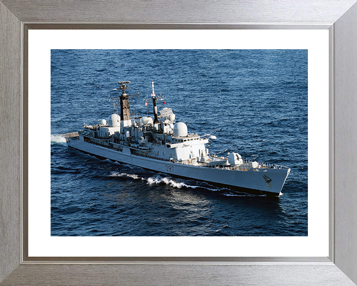 HMS Edinburgh (D97) Royal Navy Type 42 Destroyer High Starboard View Photo Print Wall Art Decor Posters, Prints, & Visual Artwork Hampshire Prints 10 x 8 Silver Frame Yes