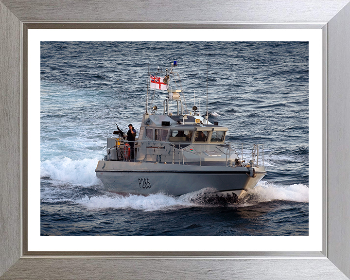 HMS Sabre P285 | Photo Print | Framed Print | Scimitar Class | Fast Patrol Vessel | Royal Navy Hampshire Prints