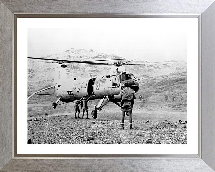 RAF Bristol Belvedere HC.1 Helicopter 26 Sqn 1962 Photo Print - Royal Air Force Aircraft Hampshire Prints 10 x 8 Silver Frame Yes