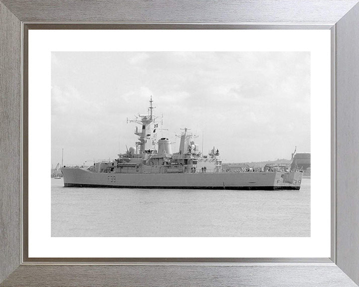HMS Naiad F39 | Photo Print | Framed Print | Poster | Leander Class | Frigate | Royal Navy Hampshire Prints
