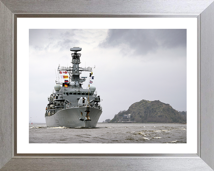 HMS Argyll (F231) Photo Print - Arriving in Glasgow 2015 - Royal Navy Type 23 Frigate Posters, Prints, & Visual Artwork Hampshire Prints 10 x 8 Silver Frame Yes