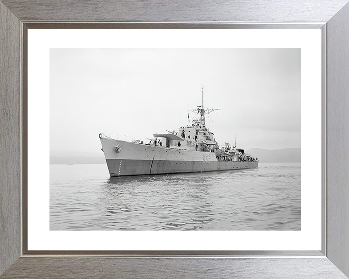 HMS Cassandra (R62) Royal Navy C Class Destroyer Port Bow View Photo Print Wall Art Decor Posters, Prints, & Visual Artwork Hampshire Prints 10 x 8 Silver Frame Yes
