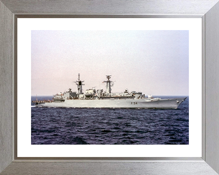 HMS Brave (F94) Royal Navy Type 22 Frigate Low Starboard Beam View Photo Print Wall Art Decor Posters, Prints, & Visual Artwork Hampshire Prints 10 x 8 Silver Frame Yes